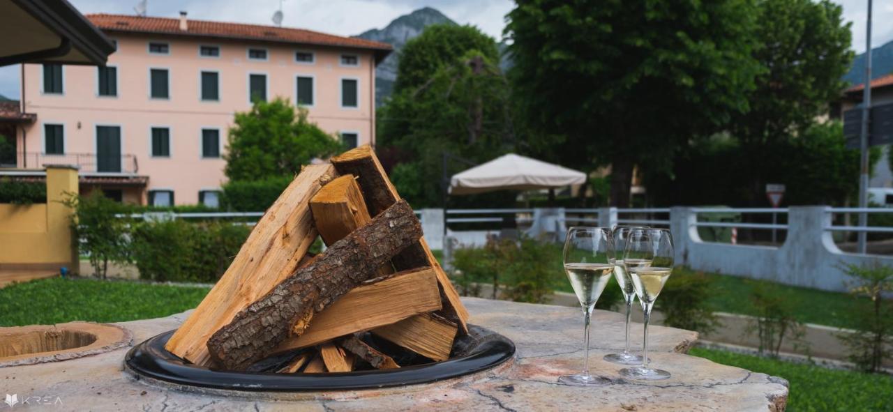 Casa Valcellina Hotel Ristorante Montereale Valcellina Exteriör bild